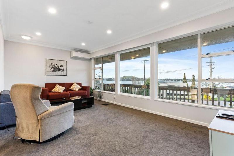 Kiwi Holiday Home With A View Auckland Exterior photo